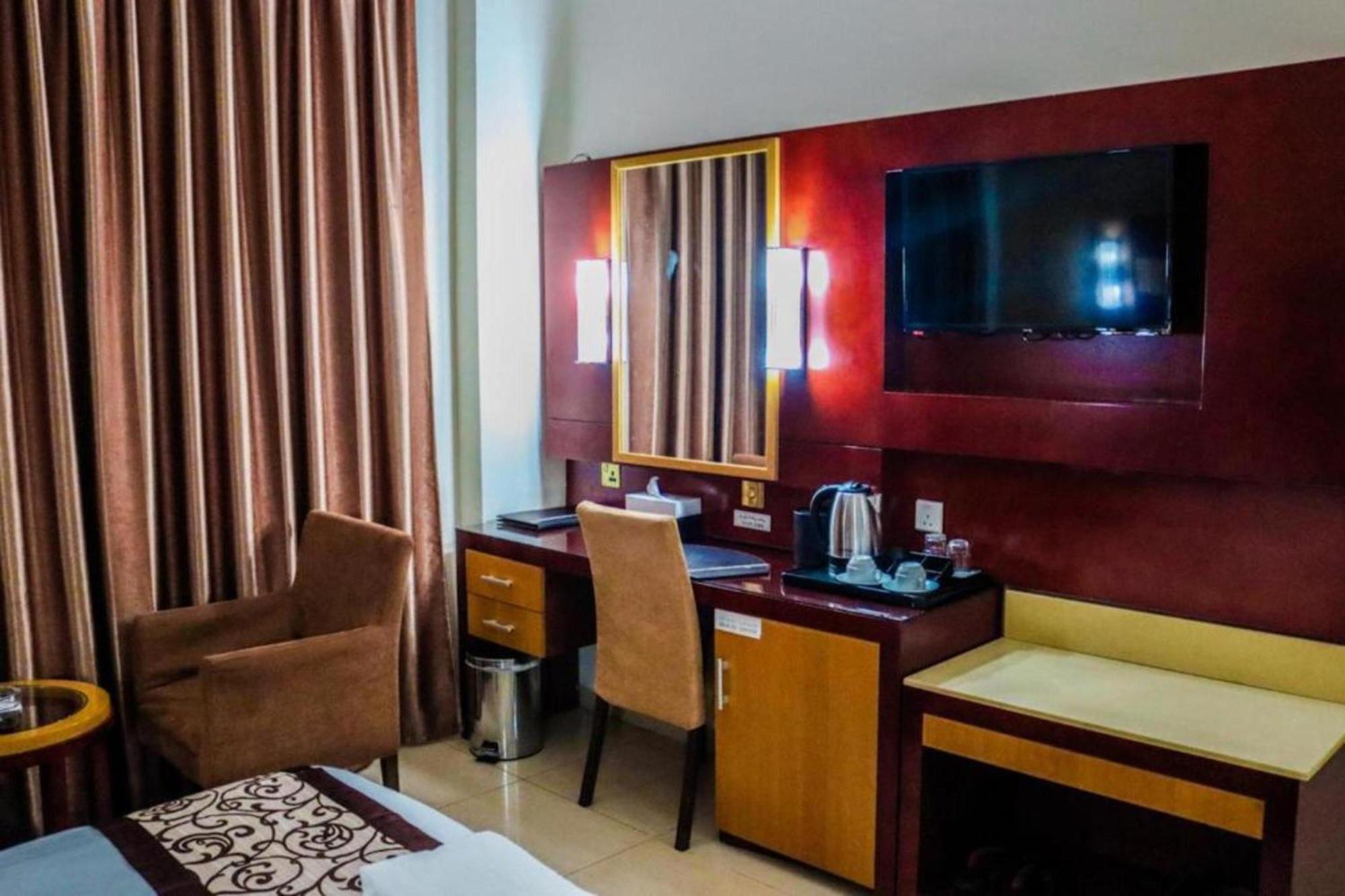Palette Phoenix Hotel Dubaj Kültér fotó